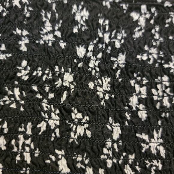 Ditzy Floral Long Sleeve Peasant Top - Picture 5 of 7